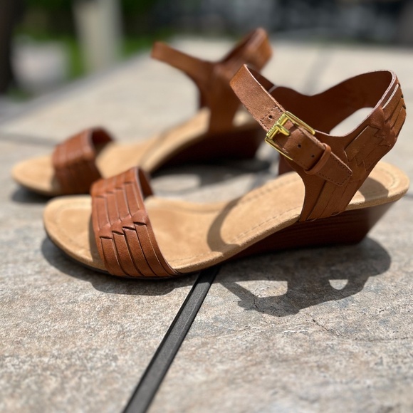 Ralph Lauren Carmel Ankle Strap Wedge Sandals - Picture 4 of 13